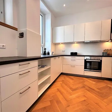 Historical Luxury Homes - Luxus Familien *