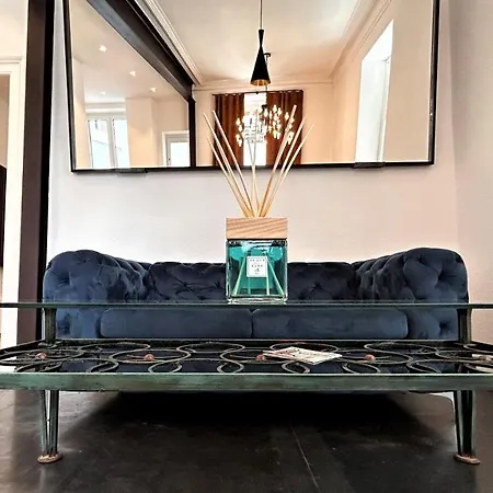 Historical Luxury Homes - Luxus Familien Appartement